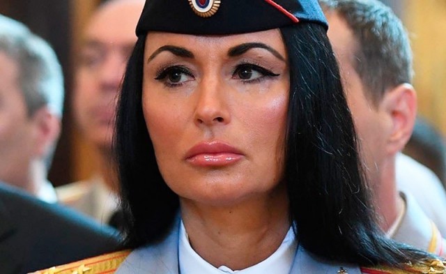 Что случилось с внешностью Ирины Волк
