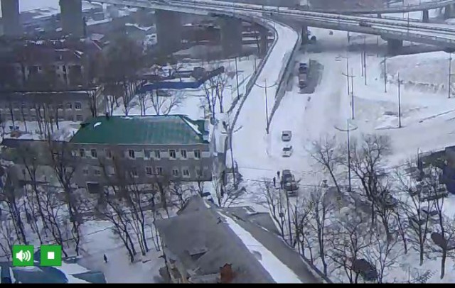 А во Владивостоке снова снежок