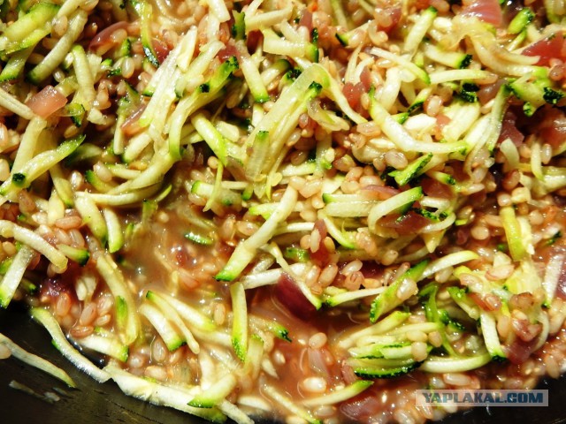 Каша с дандуром и красным вином