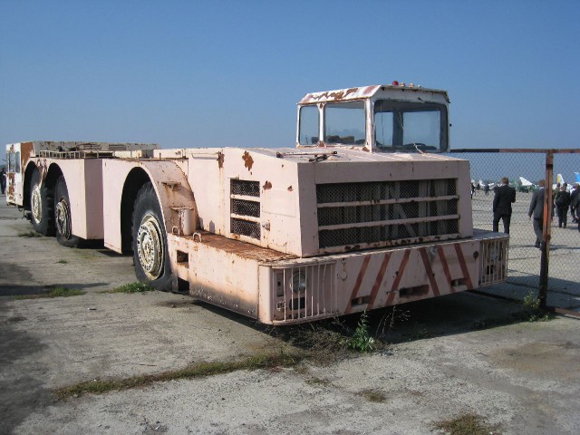 Игра на ЯПе: Угадай АВТО-9