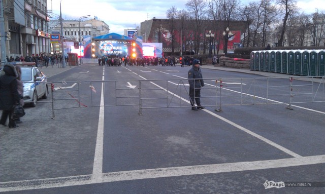 Митинги в Москве: Чистые Пруды и Триумфальная пл