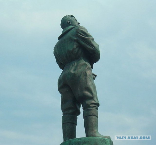 Какие прозвища дают памятникам в России