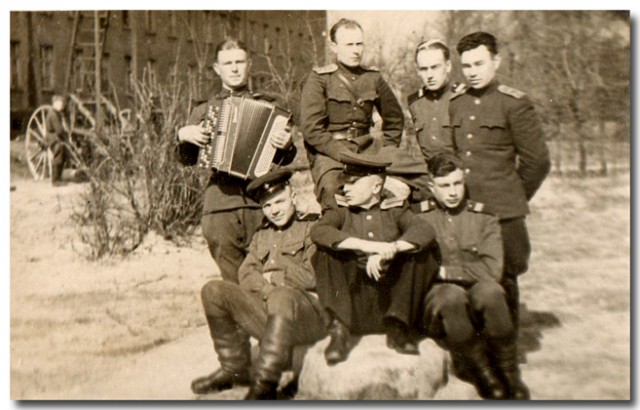 Немного о Великой Отечественной - фото из семейного архива
