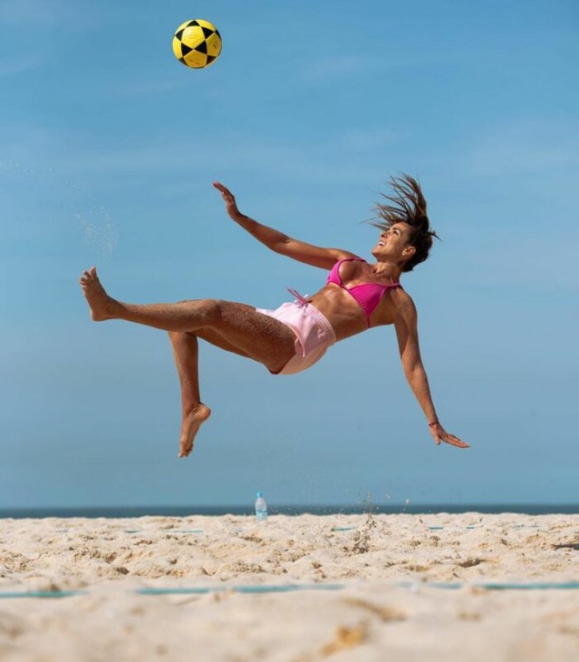 Девушки на спорте и около него!