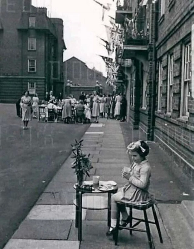 Секреты прошлого в объективе: редкие исторические фотографии разных эпох