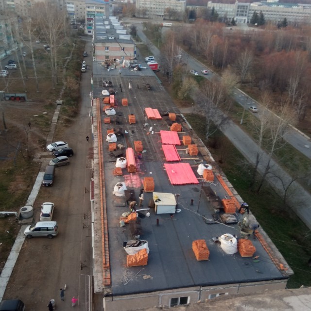 Я думал они крышу тупо кирпичом застелят