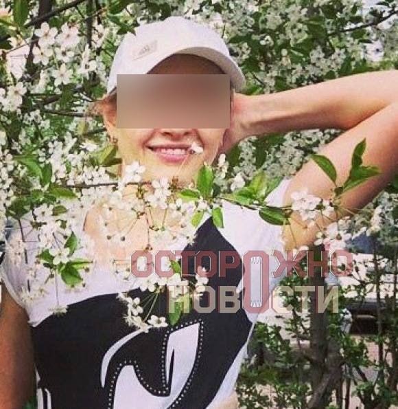 В Подмосковье женщину оштрафовали за наклейку с ультраправой организацией «Пит Буль»* на авто.