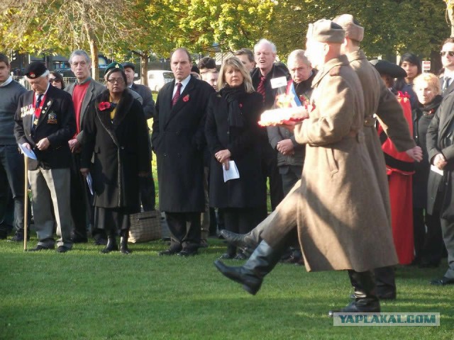 Странные люди в метро
