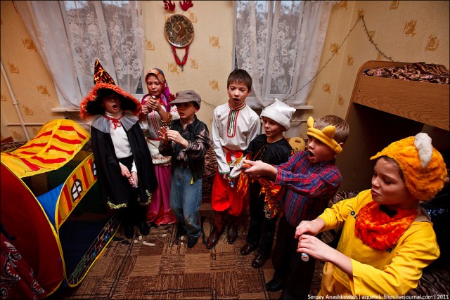 Новогодняя история из детского дома.