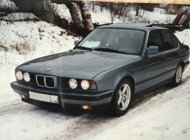 В Болгарии нашли забытый склад с новыми BMW 