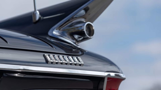 "Литерные трёхсотые". К юбилею Chrysler 300 красивых автофото пост