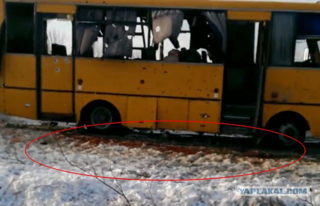Видео растреляного автобуса под Волновахой