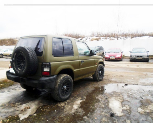 300 000 на ветер?