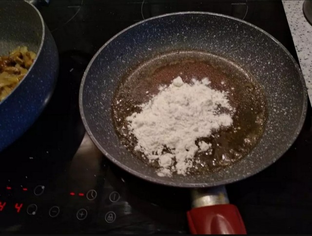 ЭтоНеЖульен