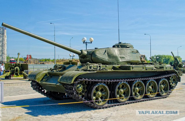 Средний танк Т-44
