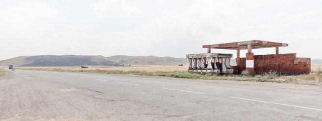 Советские автобусные остановки в фотографиях Кристофера Хервига