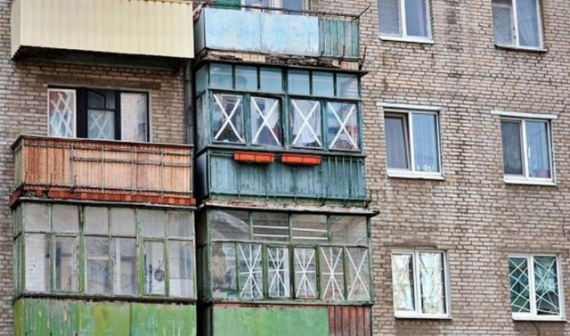 Выбило окна взрывной волной