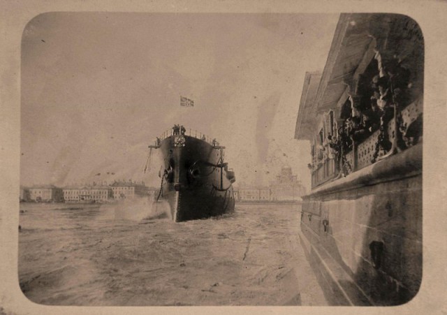История в фотографиях