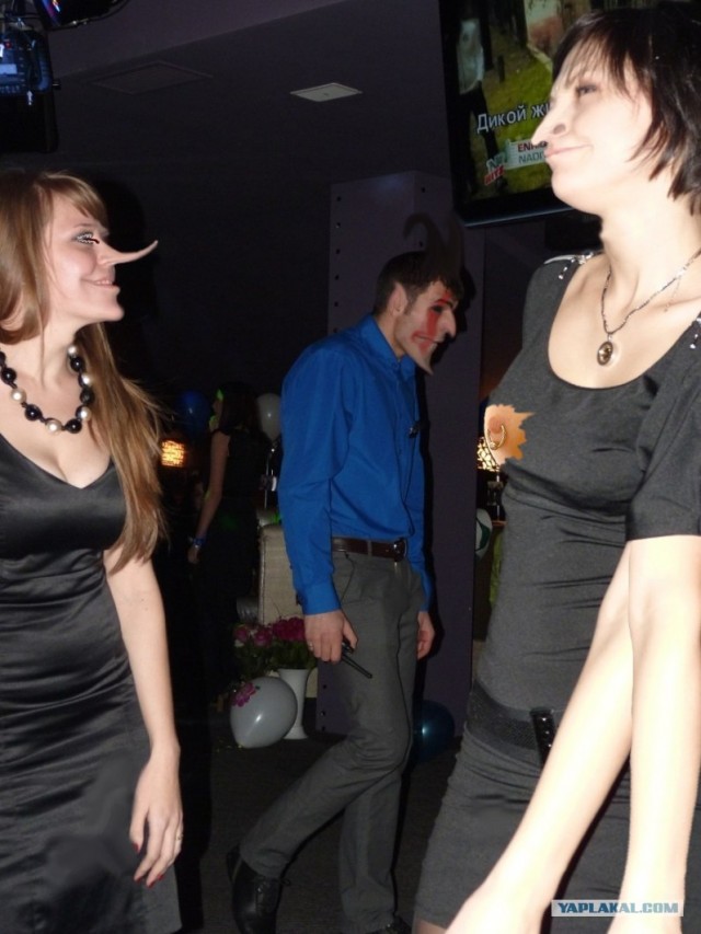 Фотожаба: Демонический охранник