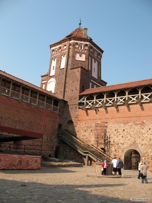 Замки.  Быт рыцарей