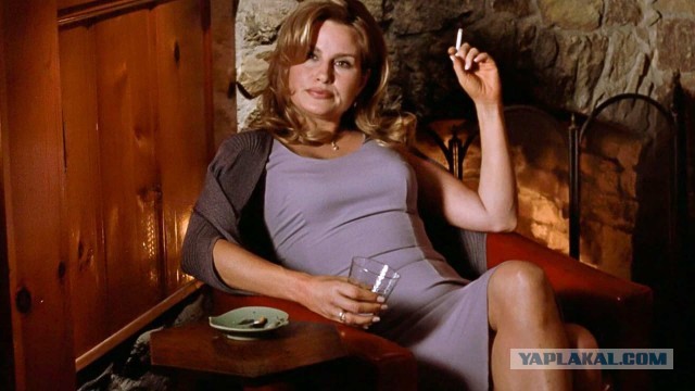 Надя из фильма "Американский пирог" 50 лет