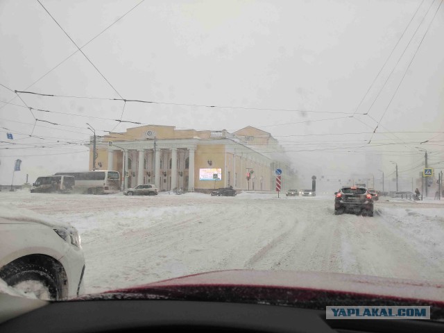 Сильнейшая метель прошла по всему Уралу