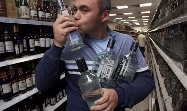 Небо над Россией закрыто чтоль?
