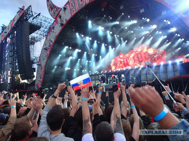AC/DC. Вжарим рок в этой дыре!
