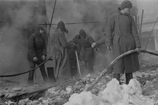 Фотографии связанных с историей Красной и Советской Армии.