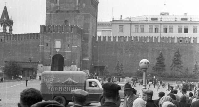 Фотография на память на Красной площади в Москве
