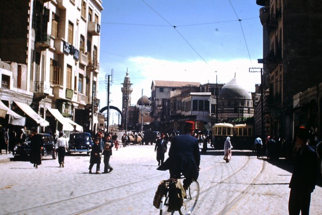 Улицы мира 70 лет назад. 1952 год