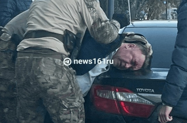 «Ну можно же не мордой об капот»: главу оборонной компании задержали за хищение миллионов — его сдал коллега с Дона.