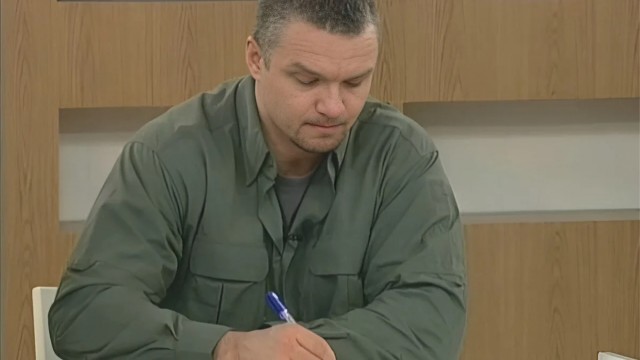 Специально скорую не пропускают