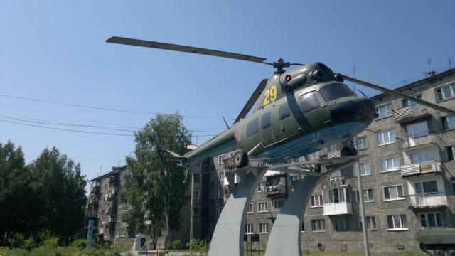 Дарите детям самолёты!