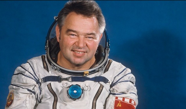 Смешал, но не взбалтывал: 05.08.23