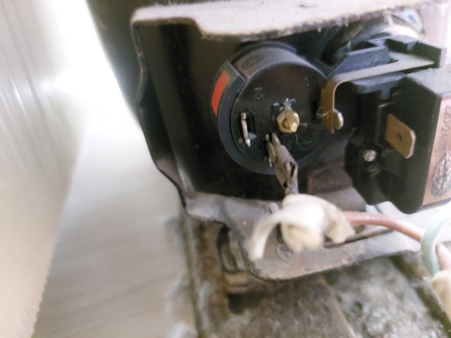 Вопрос про холодильник Stinol к всемогущему ЯПу