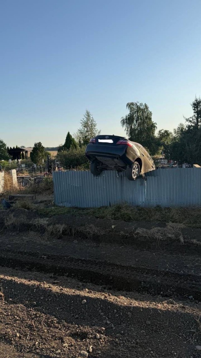 Не торопись на кладбище