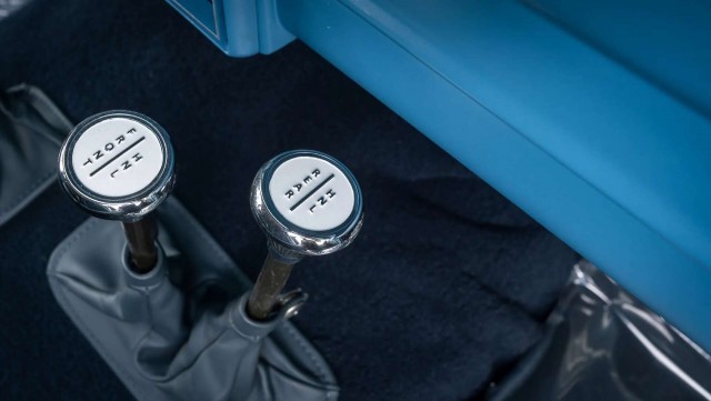 Jeep Cherokee в лёгком тюнинге. Немного автобезумия в фото.