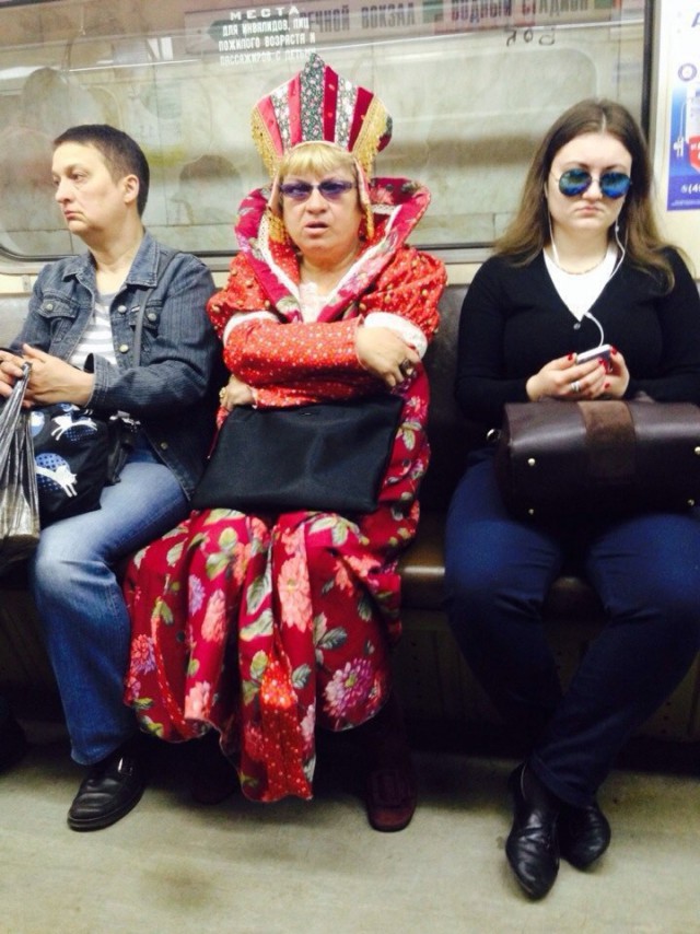 Свежие "модники из российского метрополитена"