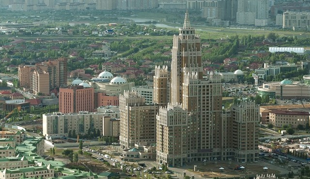 Великие и ужасные: топ-10 самых безумных жилых комплексов мира