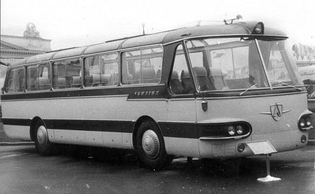 Покатушки на ЛАЗ-695Е