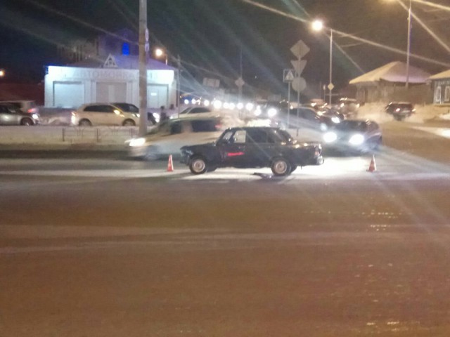 Водитель семерки попал