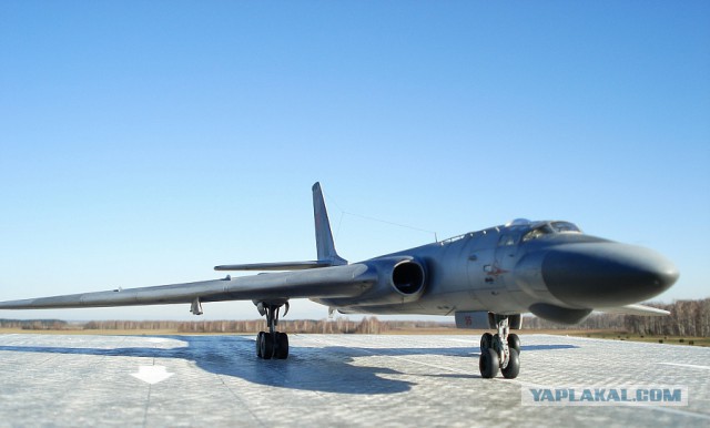 Что Ту-95 "Медведь" прячет за своим массивным "подбородком?"