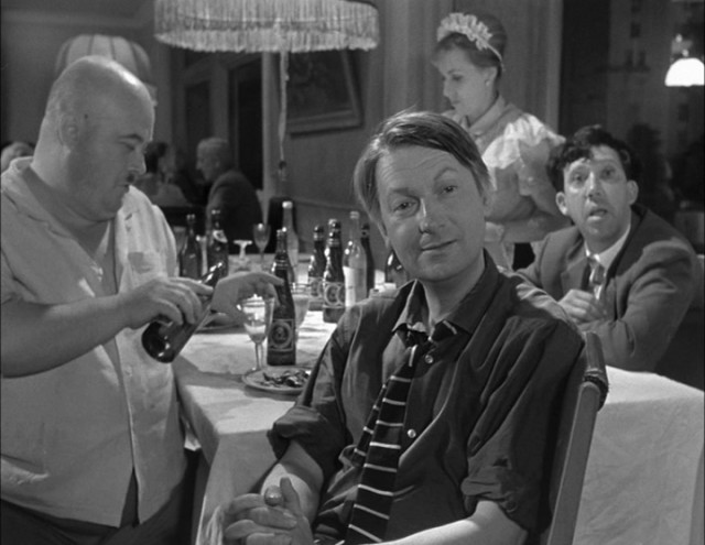 Как работал привокзальный общепит в СССР