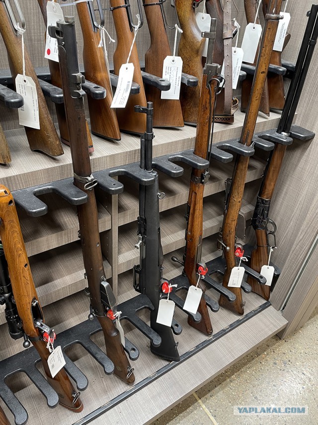 Поход в оружейный магазин в США
