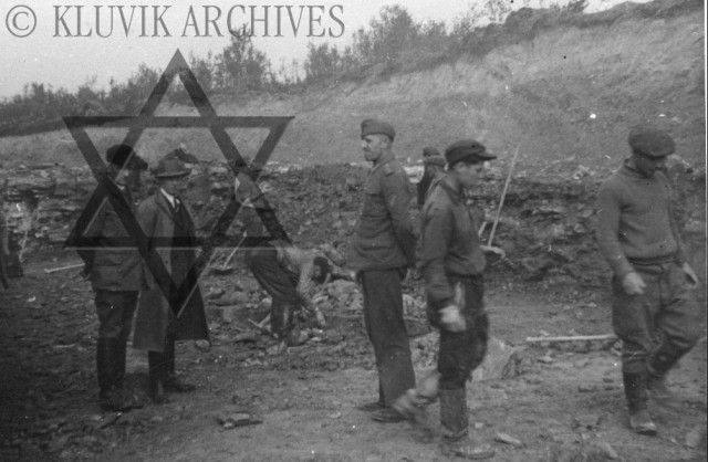 Концентрационный лагерь на территории шахты. много текста и фото 1941-1944