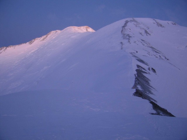В горах Памира