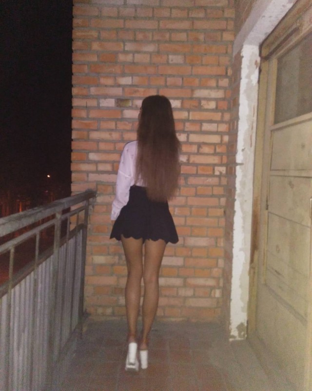 Девушки в мини