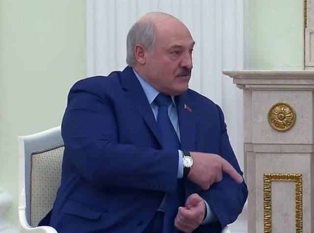 В Киеве заявили, что послу Украины в Минске вручили ноту с утверждением о планах Украины нанести удар по РБ.