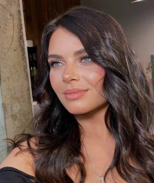 Вице-президент «Локо-Банка» разбилась, выпав из окна московской квартиры